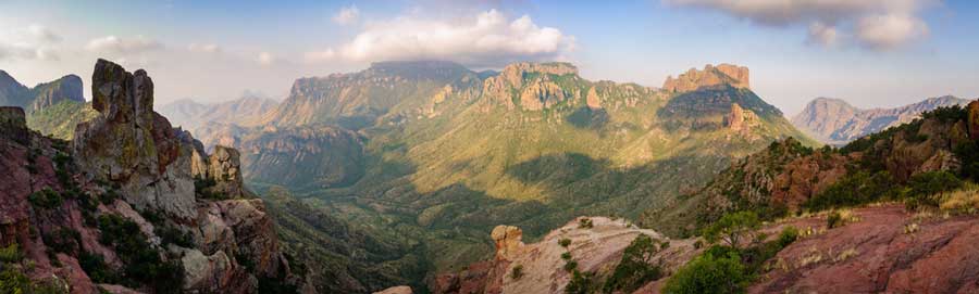 Overlooking view of the Big Bend National Park in Texas