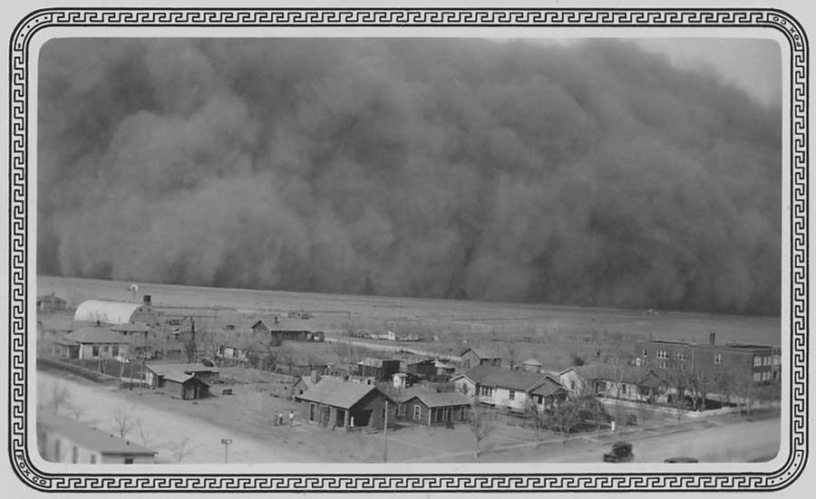 A black and white photo of a dust storm in Oklahoma