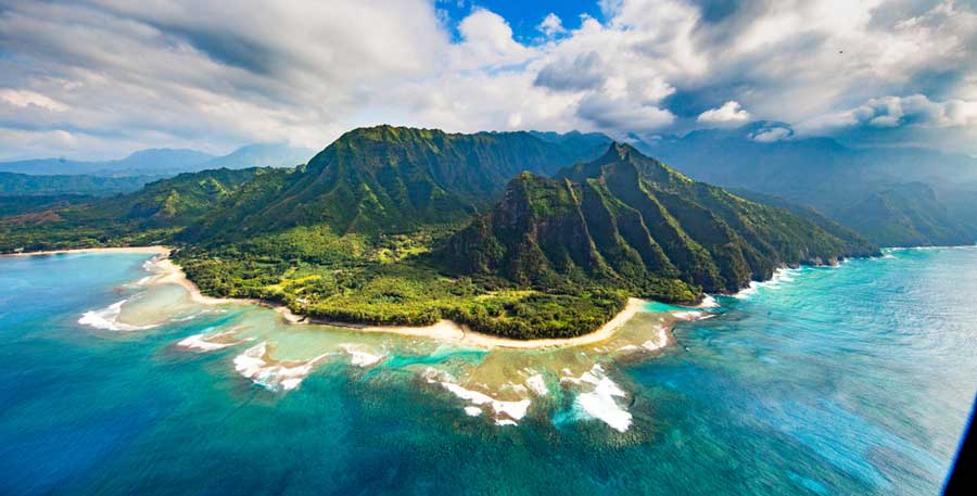 Aerial view of the Na Pali Coast State Wilderness Park in Hawaii