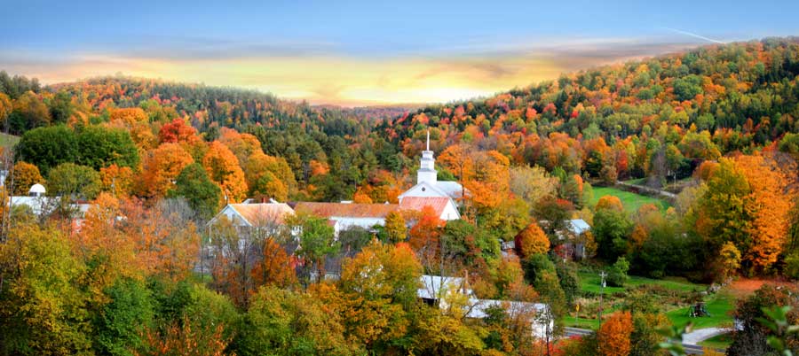 Panoramic view of a village in Vermont during autumn season
