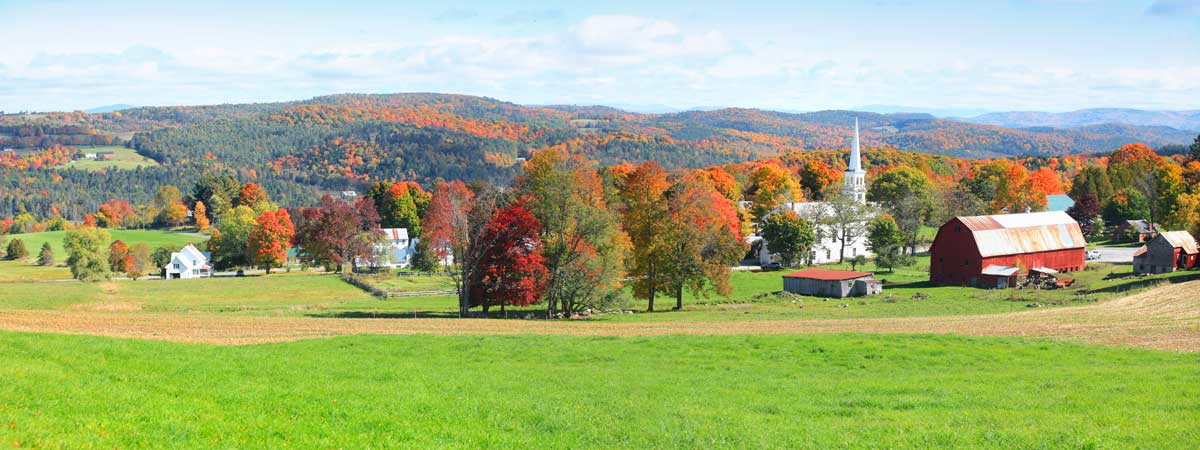 Panoramic view of the rural area in Vermont during autumn season, one of the things Vermont is known for