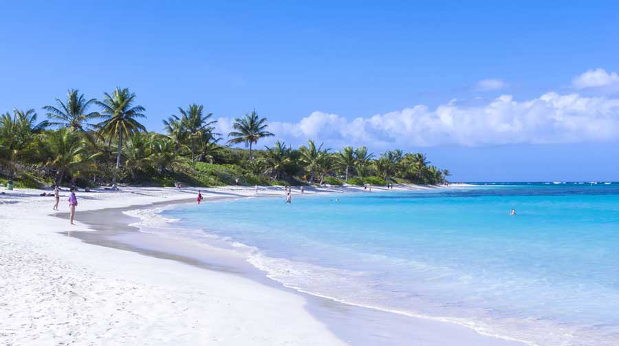 View of people enjoying their day in Flamenco Beach