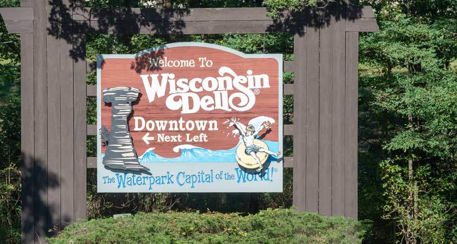 View of the welcome sign to Wisconsin Dells